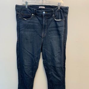 Good American ‘Good Waist’ Skinny Jeans 16